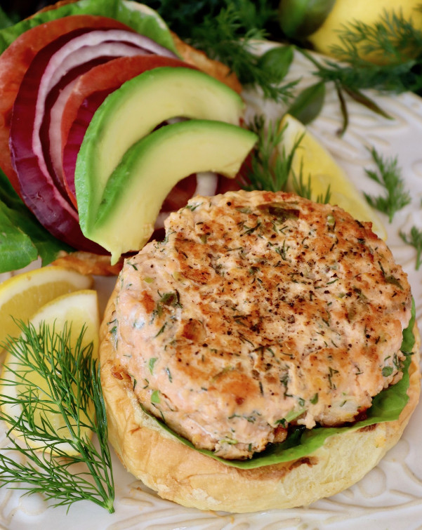 Salmon Burgers with Lemon and Dill